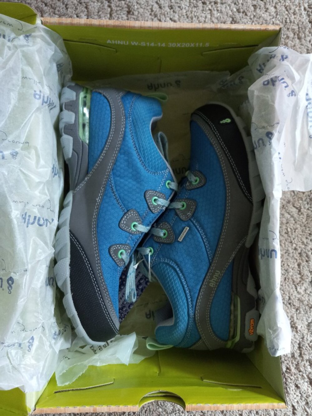 Ahnu Womens Sugarpine Wp Sneakers 5.5 NEW